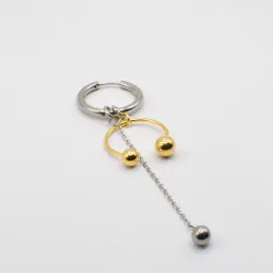 Miniature du produit Mono Boucle d'Oreille en Acier Inoxydable Argenté et Doré avec Chaîne Suspendue #2