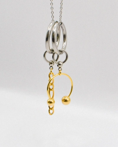 Miniature du produit Boucles d’Oreilles Asymétriques en Acier Inoxydable avec Chaînes et Piercing Dorés #2