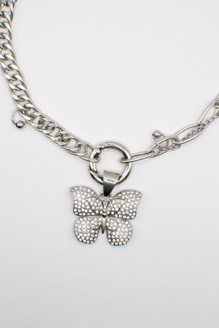 Photo du bijoux :  Collier Papillon Argenté en Acier Inoxydable #3