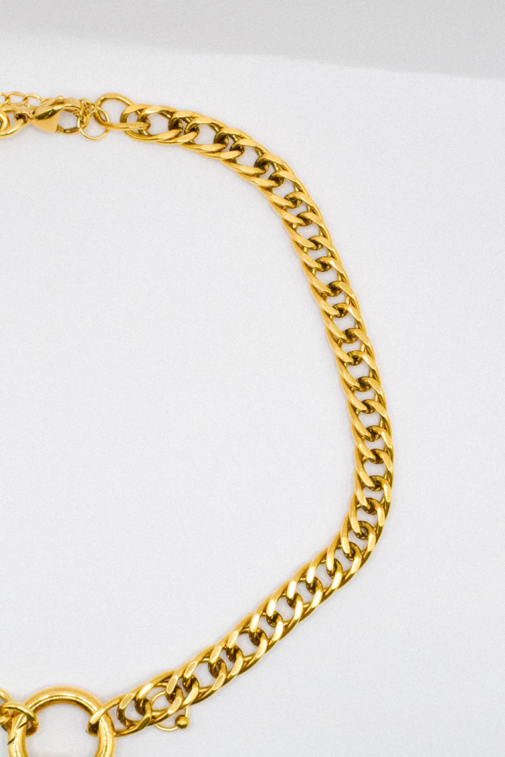 Photo du bijoux :  Collier Papillon Doré en Acier Inoxydable #4