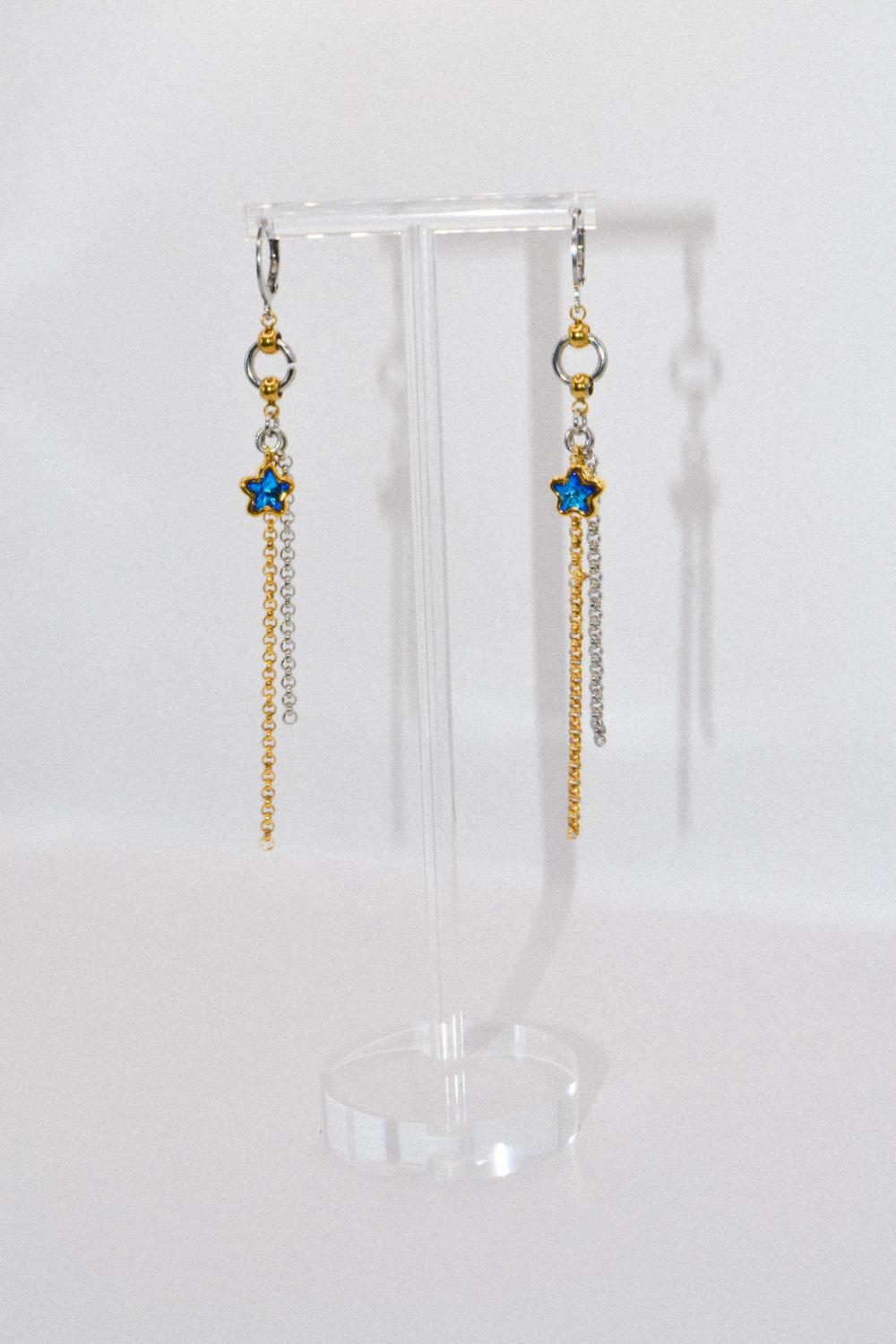 Photo du bijoux :  Boucles d'oreilles "Hot & Cold" - acier inoxydable doré et argenté et étoile bleue #2